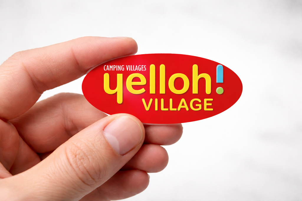 ✏️ Sticker ovale personnalisé – 5,4 x 2,5 cm (lot de 1000pcs)