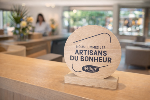 Présentoir Rond en Bois sur socle YV